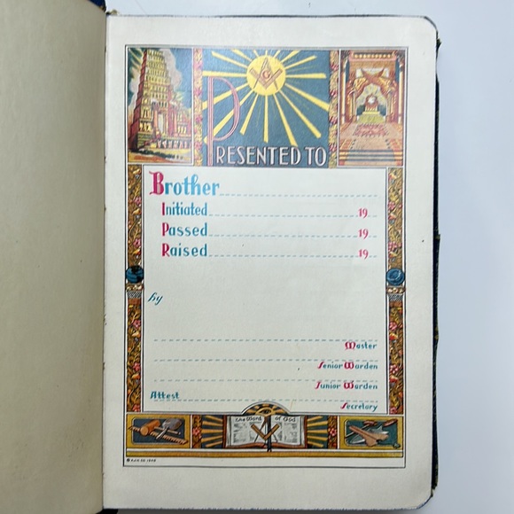 Holy Bible Masonic Leather Bound Edition Vintage/Antique 1951 Gold Embossed $50 - Picture 5 of 9
